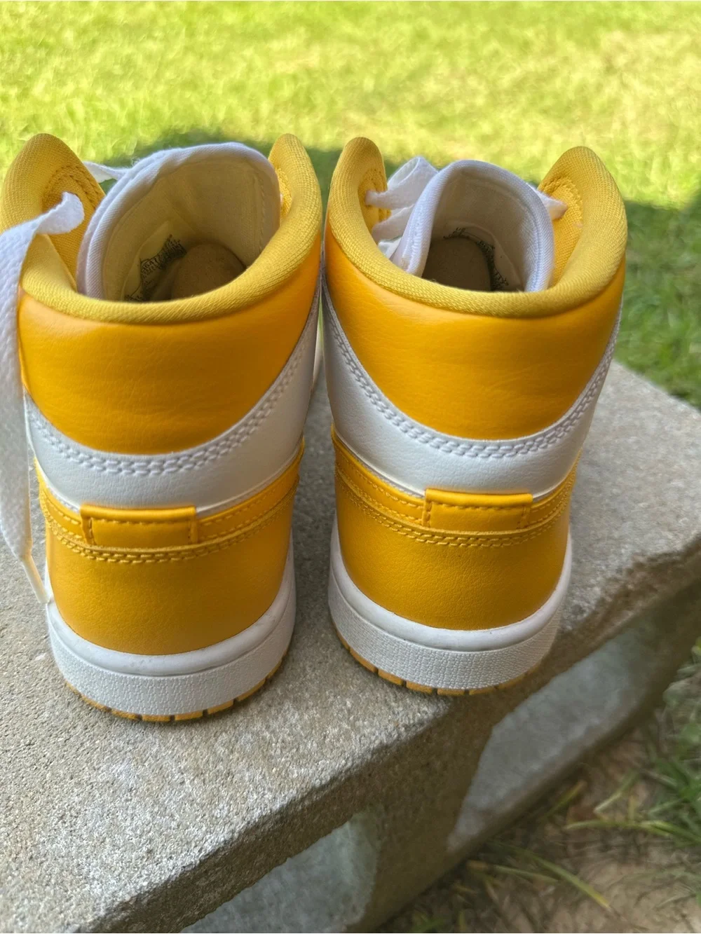 Jordan Kids High-Top Sneakers in Yellow and White